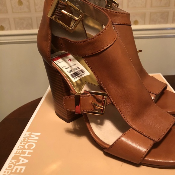 Michael Kors female size 10 shoes - pre-worn 3 hrs - Picture 5 of 8